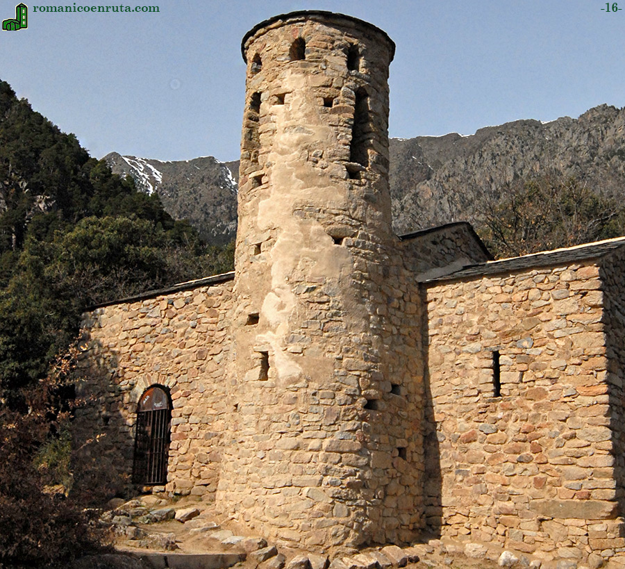 CAMPANARIO DESDE EL SURESTE.