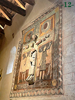 CRISTO EN MAJESTAD y PINTURAS MURALES.