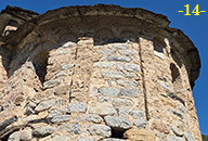 &Aacute;BSIDE. DETALLE DE LAS ARCUACIONES LOMBARDAS.