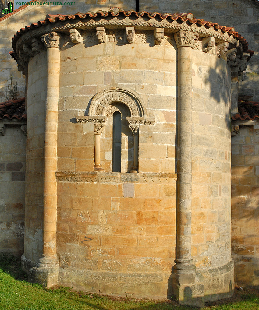 SAN PEDRO DE VILLANUEVA. &Aacute;BSIDE.