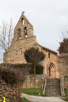 ACCESO A LA IGLESIA.