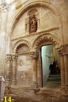 PRESBITERIO: MURO SUR.