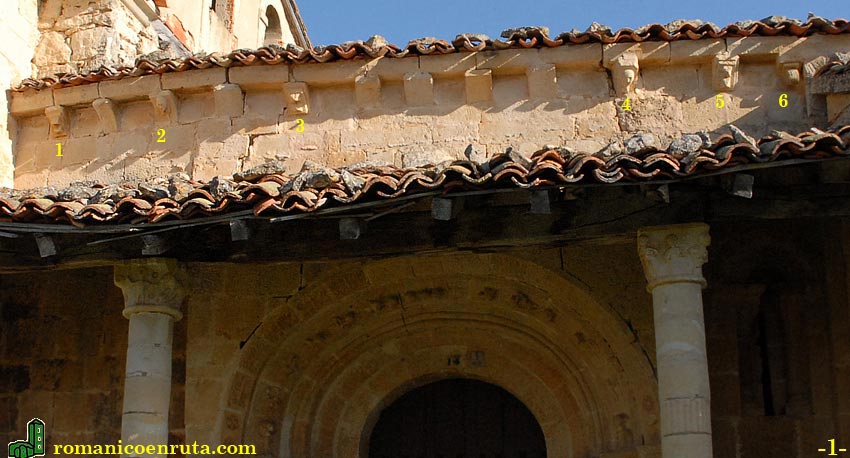 CORNISA DEL MURO MERIDIONAL.