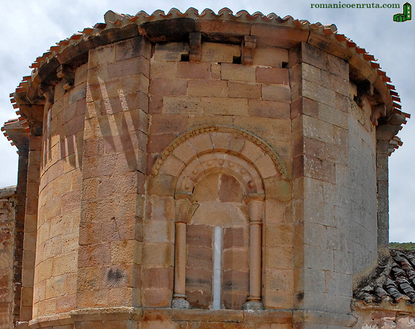 CUERPOSUPERIOR DEL &Aacute;BSIDE DESDE LEVANTE.