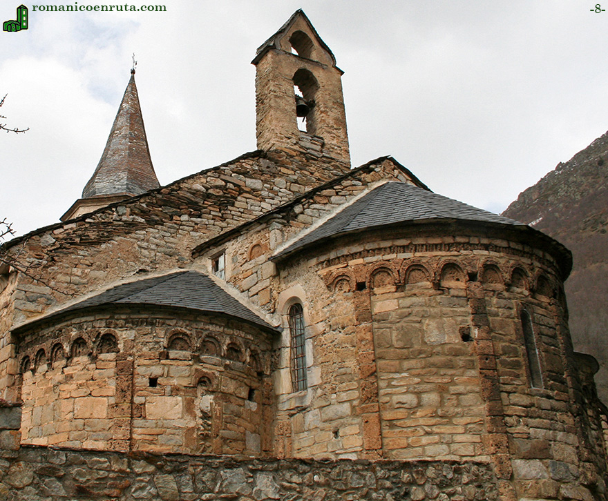 ABSIDIOLA SUR y &Aacute;BSIDE CENTRAL.