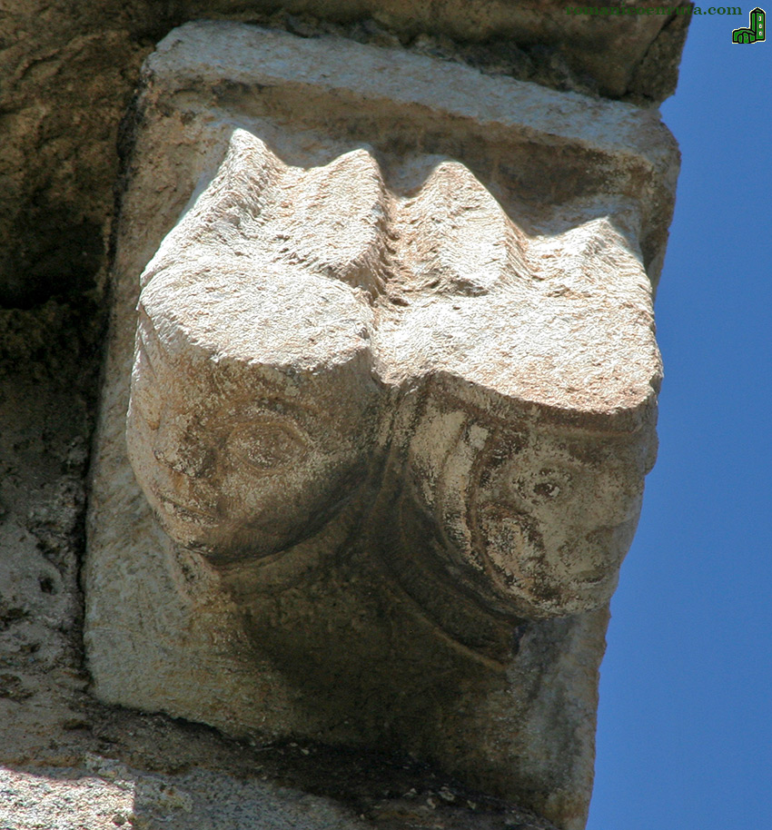 CAN: DOS CABEZAS HUMANAS.