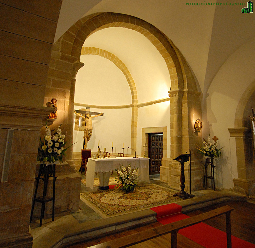 CABECERA DESDE ESQUINA NORTE.