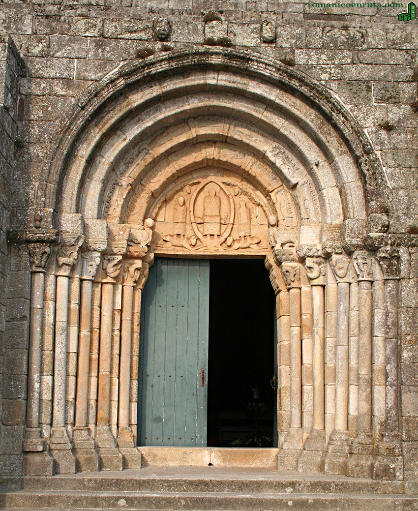 SAN PEDRO DE RATES. PORTADA OESTE.