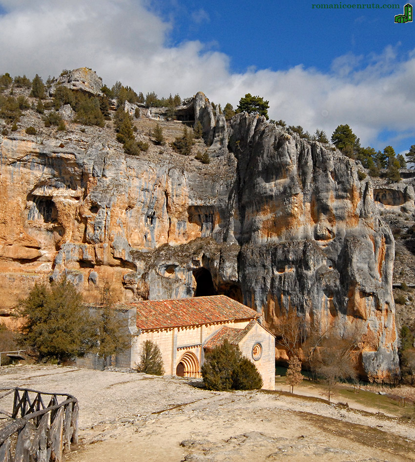 CA&Ntilde;&Oacute;N DEL R&Iacute;O LOBOS. ERMITA DE SAN BARTOLOM&Eacute;.